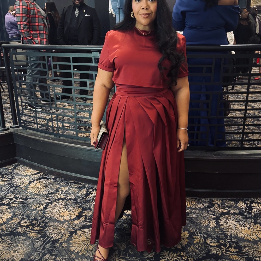 Elegant Red Evening Gown